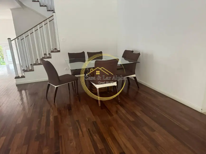 Casa com 4 quartos à venda e para alugar, 440m2 em Centro Comercial Jubran, Barueri - SP - imagem 5 Foto 5 de Casa com 4 quartos à venda e para alugar, 440m2 em Centro Comercial Jubran, Barueri - SP