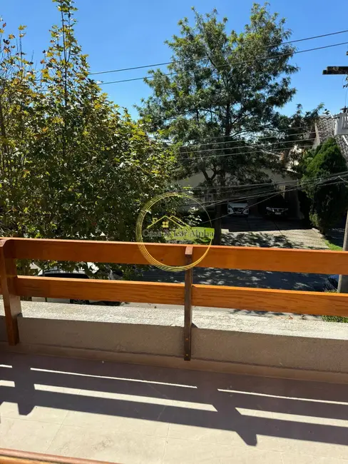 Casa com 4 quartos à venda, 380m2 em Morada dos Pinheiros (Aldeia da Serra), Santana De Parnaiba - SP - imagem 3 Foto 3 de Casa com 4 quartos à venda, 380m2 em Morada dos Pinheiros (Aldeia da Serra), Santana De Parnaiba - SP