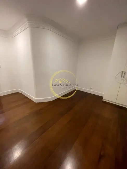 Casa com 3 quartos para alugar, 350m2 em Alphaville, Santana De Parnaiba - SP - imagem 6 Foto 6 de Casa com 3 quartos para alugar, 350m2 em Alphaville, Santana De Parnaiba - SP