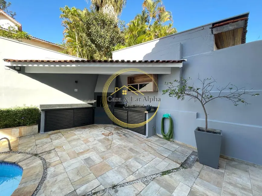 Casa com 3 quartos para alugar, 350m2 em Alphaville, Santana De Parnaiba - SP - imagem 1 Foto 1 de Casa com 3 quartos para alugar, 350m2 em Alphaville, Santana De Parnaiba - SP