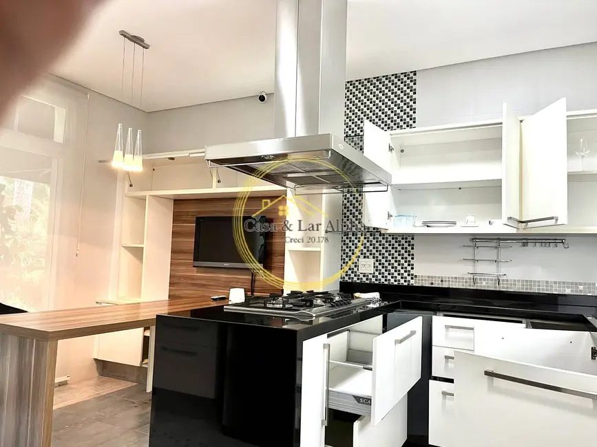 Casa com 4 quartos à venda, 440m2 em Alphaville, Santana De Parnaiba - SP - imagem 6 Foto 6 de Casa com 4 quartos à venda, 440m2 em Alphaville, Santana De Parnaiba - SP