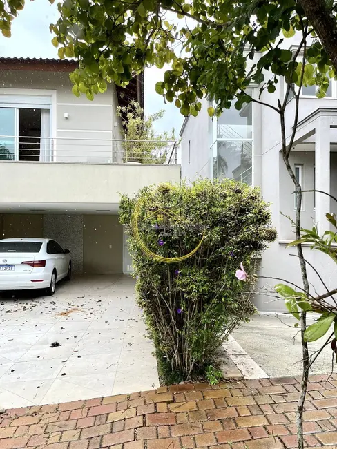 Casa com 4 quartos à venda, 440m2 em Alphaville, Santana De Parnaiba - SP - imagem 2 Foto 2 de Casa com 4 quartos à venda, 440m2 em Alphaville, Santana De Parnaiba - SP