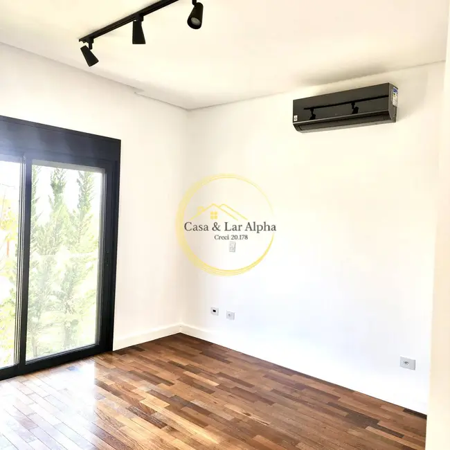 Casa com 4 quartos à venda, 440m2 em Alphaville, Santana De Parnaiba - SP - imagem 5 Foto 5 de Casa com 4 quartos à venda, 440m2 em Alphaville, Santana De Parnaiba - SP