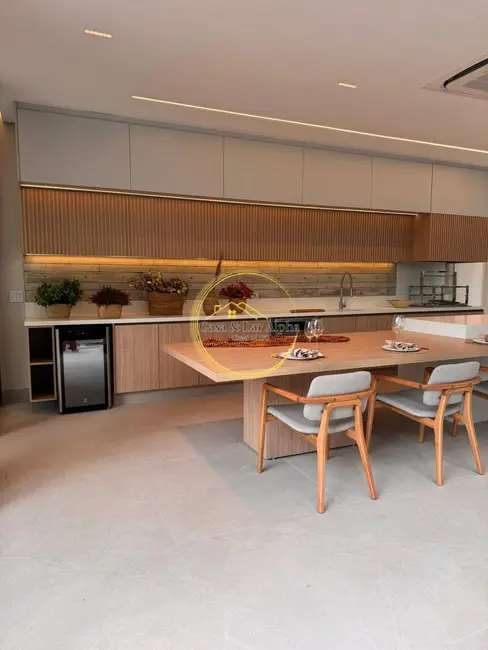 Foto 5 de Casa com 4 quartos à venda, 540m2 em Centro Comercial Jubran, Barueri - SP