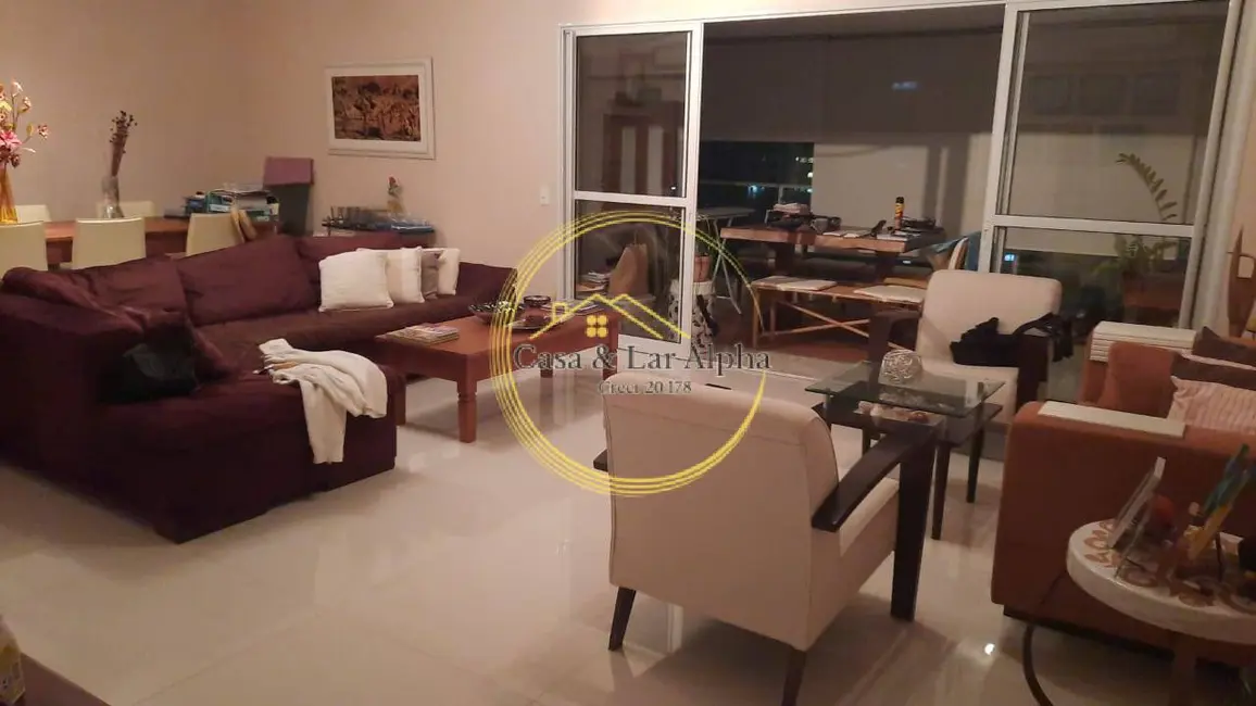Foto 4 de Apartamento com 4 quartos para alugar, 207m2 em Barueri - SP
