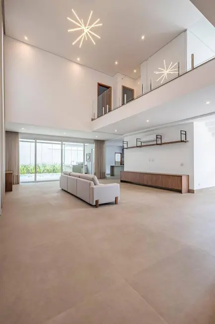 Foto 3 de Casa com 4 quartos à venda, 390m2 em Tamboré, Santana De Parnaiba - SP