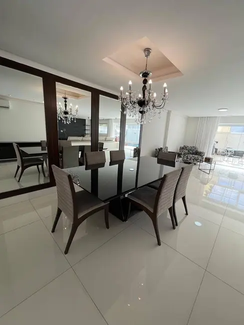 Foto 5 de Casa de Condomínio com 4 quartos para alugar, 365m2 em Alphaville, Santana De Parnaiba - SP