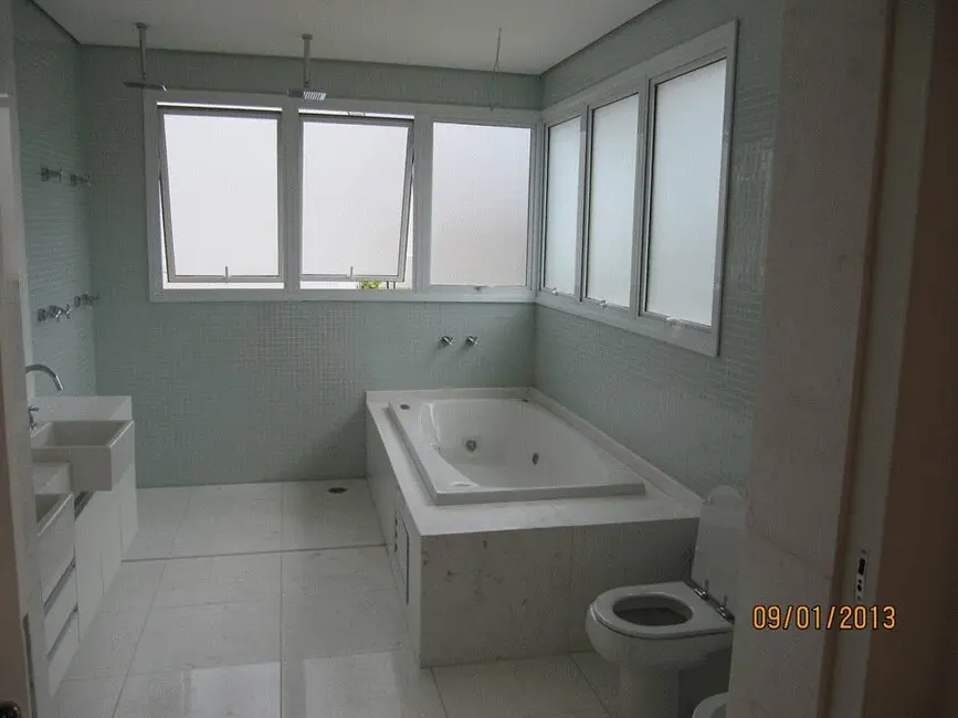 Foto 5 de Casa com 4 quartos para alugar, 528m2 em Cidade Tamboré, Santana De Parnaiba - SP