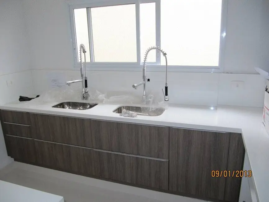 Foto 4 de Casa com 4 quartos para alugar, 528m2 em Cidade Tamboré, Santana De Parnaiba - SP