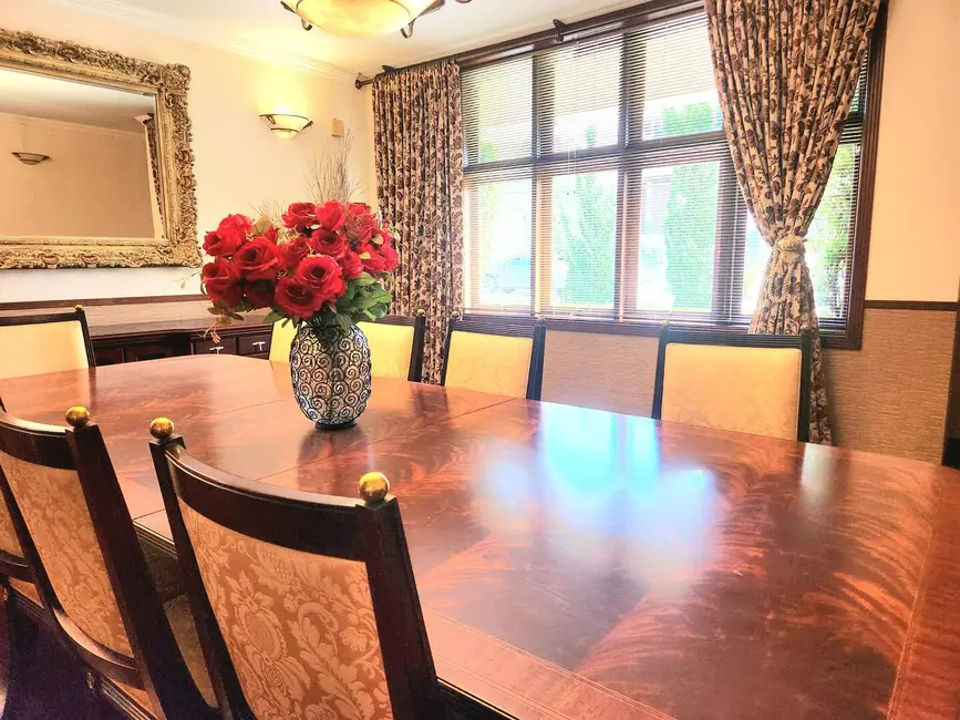 Foto 6 de Casa com 4 quartos para alugar, 868m2 em Barueri - SP