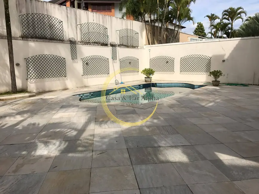 Casa com 5 quartos à venda e para alugar, 480m2 em Barueri - SP - imagem 9 Foto 9 de Casa com 5 quartos à venda e para alugar, 480m2 em Barueri - SP