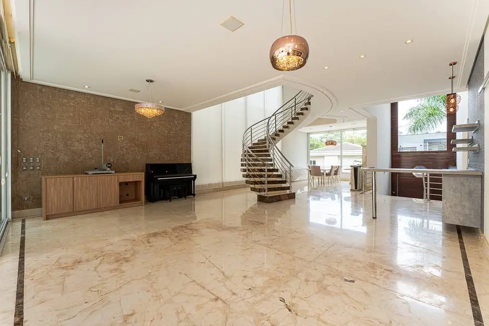 Casa com 4 quartos à venda, 471m2 em Barueri - SP - imagem 5 Foto 5 de Casa com 4 quartos à venda, 471m2 em Barueri - SP