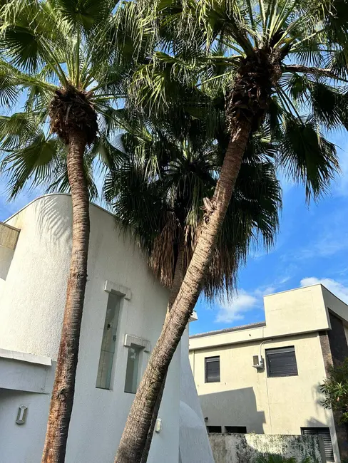 Foto 2 de Casa com 4 quartos à venda e para alugar, 343m2 em Barueri - SP