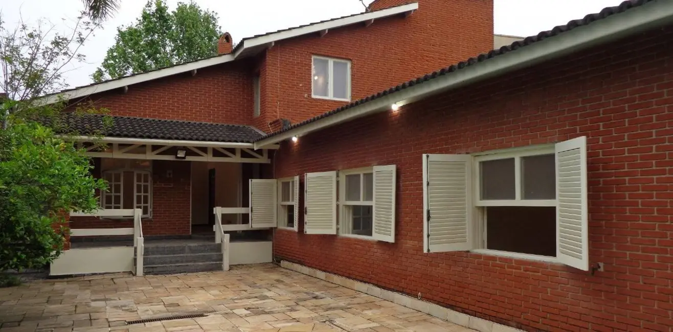 Foto 2 de Casa com 4 quartos para alugar, 353m2 em Alphaville, Santana De Parnaiba - SP