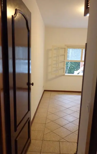 Foto 7 de Casa com 4 quartos para alugar, 353m2 em Alphaville, Santana De Parnaiba - SP