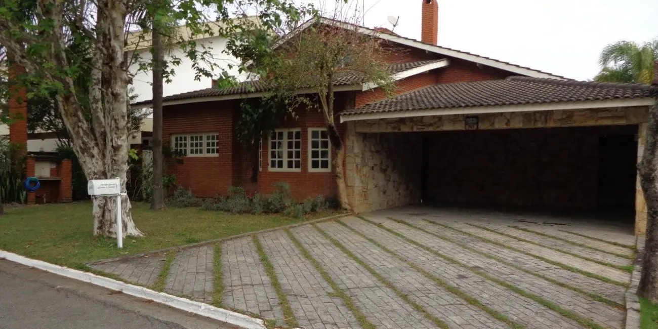 Foto 1 de Casa com 4 quartos para alugar, 353m2 em Alphaville, Santana De Parnaiba - SP