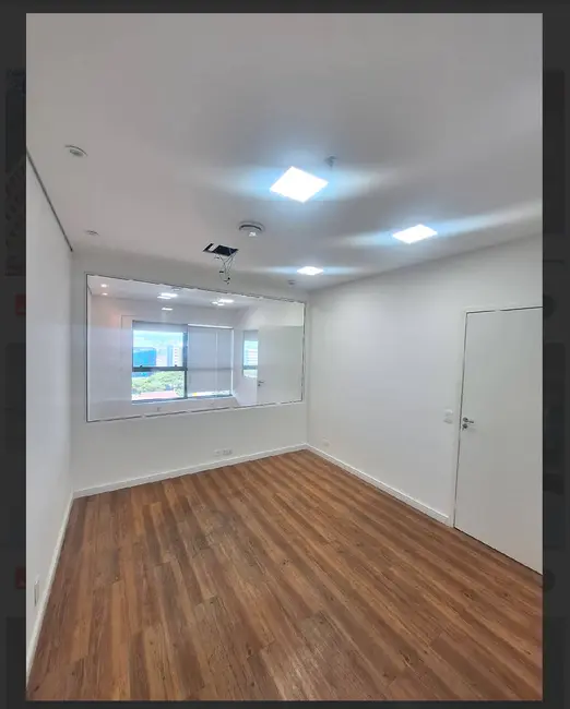 Foto 9 de Sala Comercial à venda, 89m2 em Barueri - SP