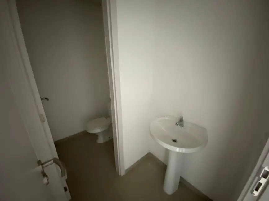 Sala Comercial para alugar, 45m2 em Barueri - SP - imagem 6 Foto 6 de Sala Comercial para alugar, 45m2 em Barueri - SP