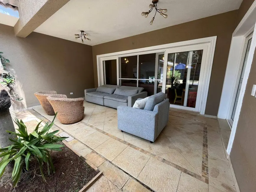 Foto 3 de Casa com 5 quartos à venda e para alugar, 730m2 em Tamboré, Barueri - SP