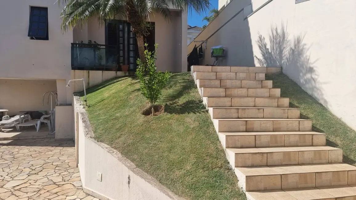 Foto 3 de Casa com 4 quartos à venda, 360m2 em Tarumã, Santana De Parnaiba - SP