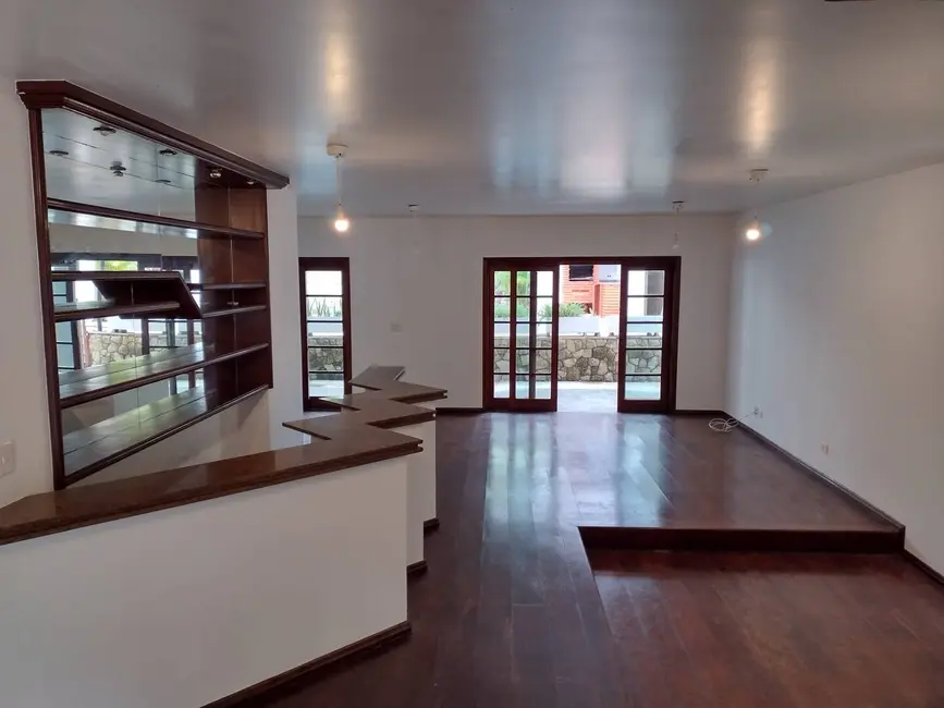 Foto 2 de Casa com 2 quartos para alugar, 308m2 em Alphaville, Santana De Parnaiba - SP