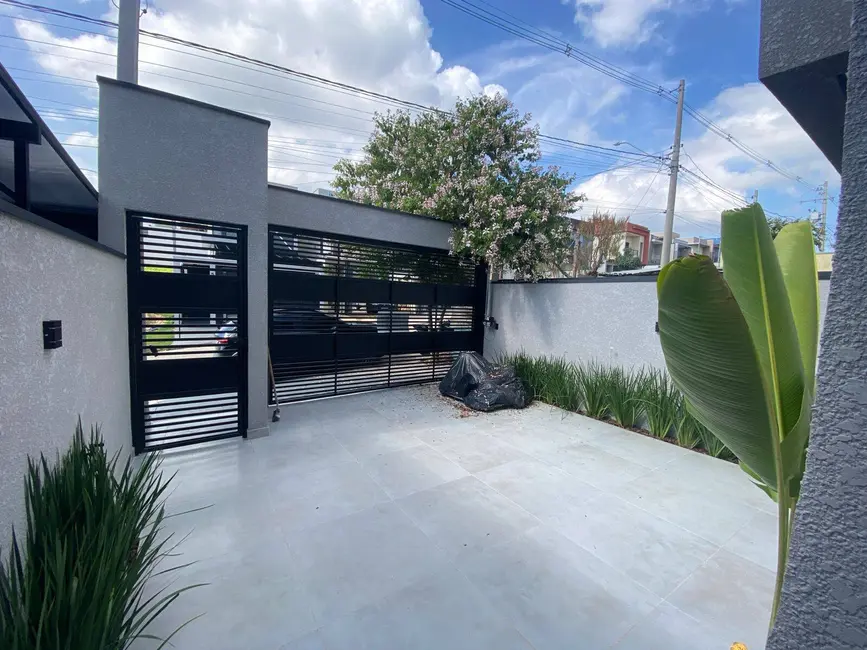 Casa com 3 quartos à venda, 123m2 em Santana De Parnaiba - SP - imagem 3 Foto 3 de Casa com 3 quartos à venda, 123m2 em Santana De Parnaiba - SP