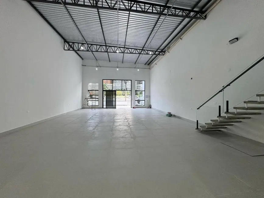 Sala Comercial para alugar, 249m2 em Centro, Barueri - SP - imagem 3 Foto 3 de Sala Comercial para alugar, 249m2 em Centro, Barueri - SP