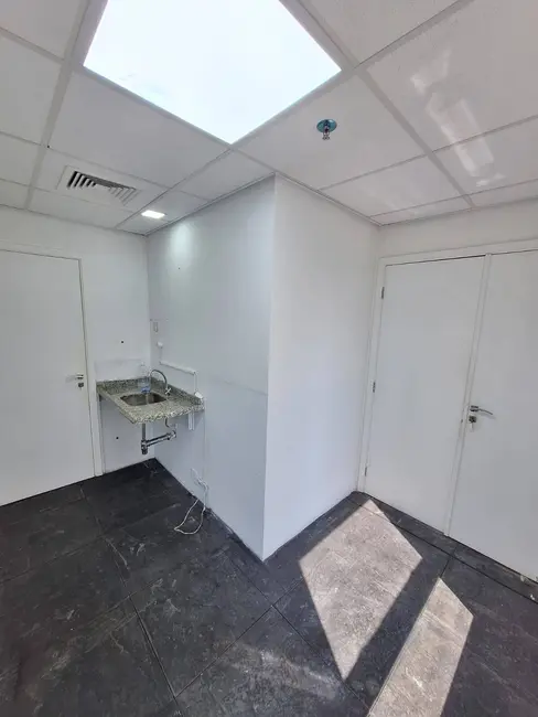 Foto 6 de Sala Comercial para alugar, 126160m2 em Barueri - SP