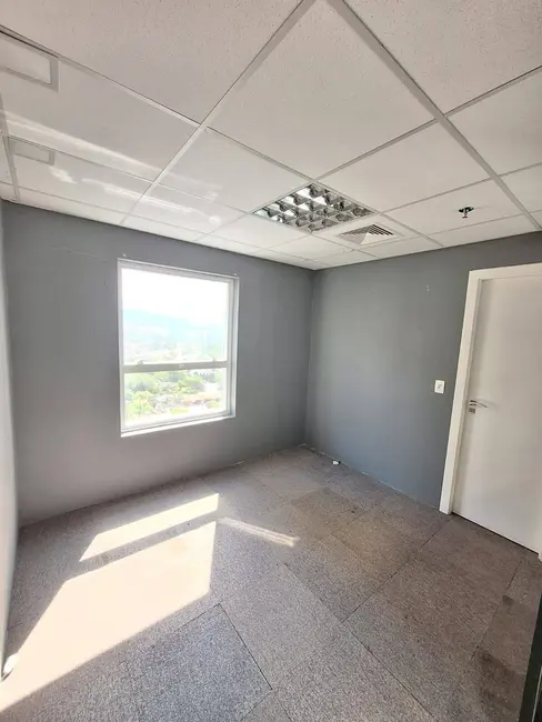Foto 5 de Sala Comercial para alugar, 126160m2 em Barueri - SP