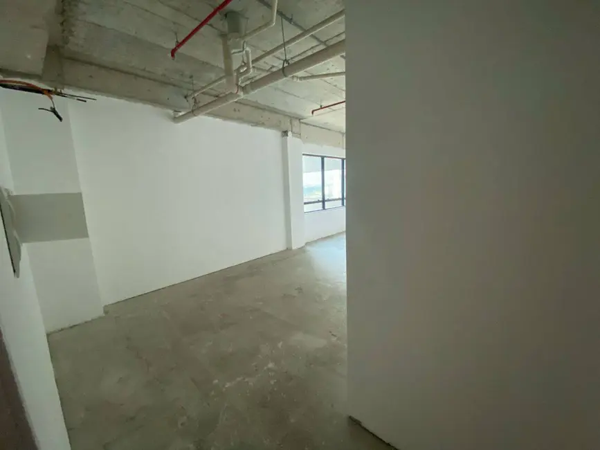 Foto 2 de Sala Comercial para alugar, 52m2 em Barueri - SP