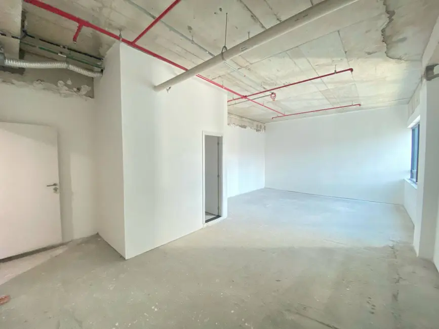 Foto 1 de Sala Comercial para alugar, 52m2 em Barueri - SP