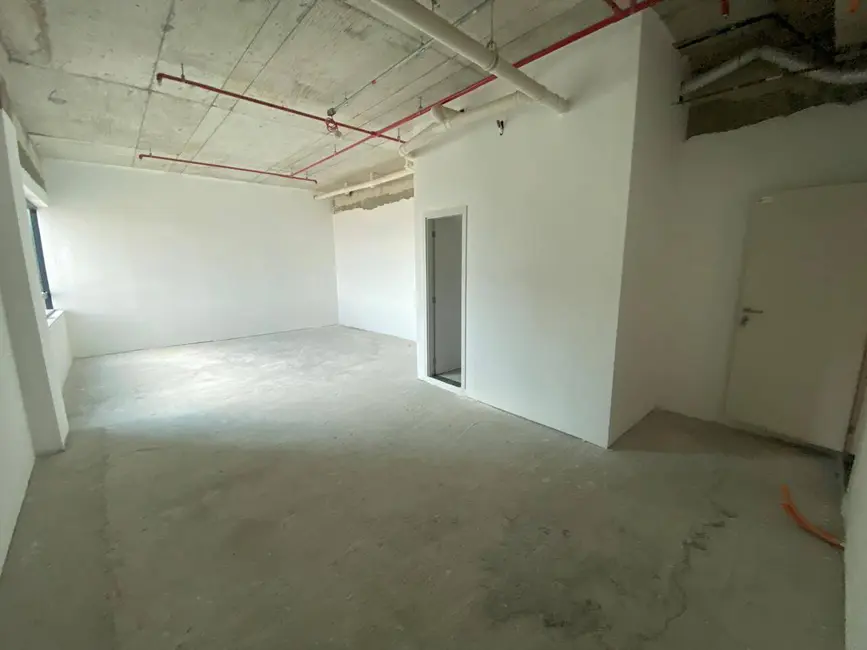 Foto 8 de Sala Comercial para alugar, 52m2 em Barueri - SP