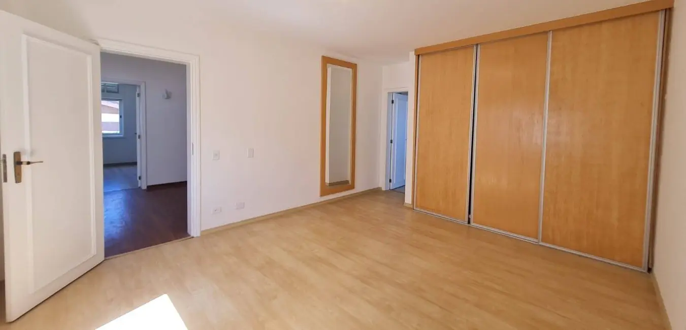 Casa com 5 quartos à venda, 620m2 em Alphaville, Santana De Parnaiba - SP - imagem 9 Foto 9 de Casa com 5 quartos à venda, 620m2 em Alphaville, Santana De Parnaiba - SP