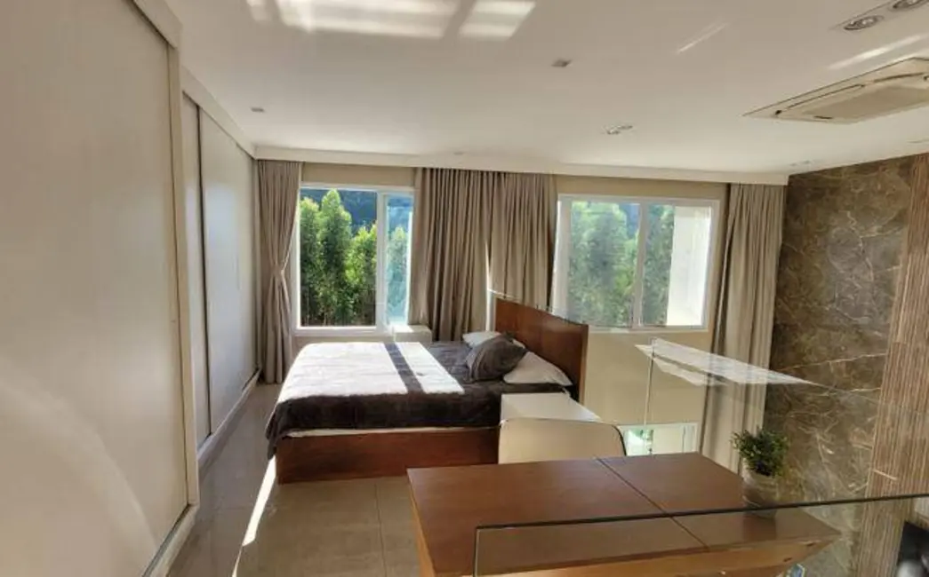 Apartamento com 1 quarto para alugar, 82m2 em Tamboré, Santana De Parnaiba - SP - imagem 8 Foto 8 de Apartamento com 1 quarto para alugar, 82m2 em Tamboré, Santana De Parnaiba - SP