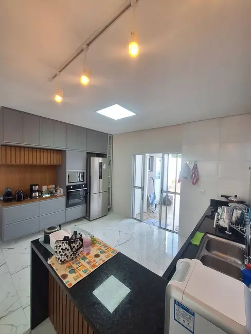 Foto 5 de Casa com 2 quartos para alugar, 128m2 em Santana De Parnaiba - SP