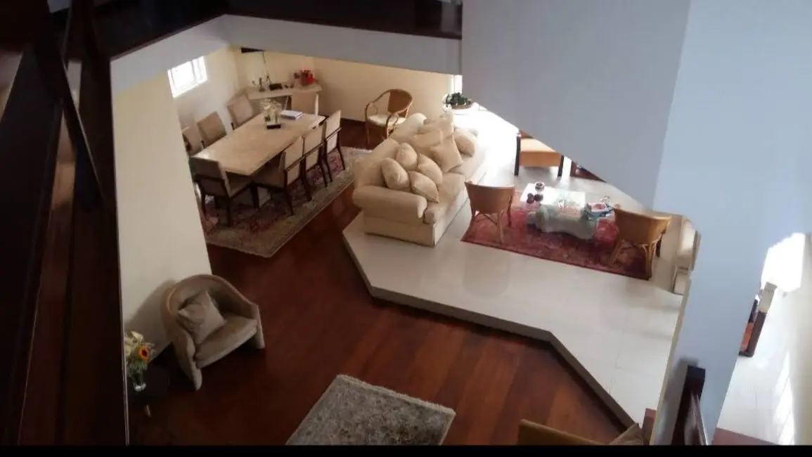 Casa com 4 quartos à venda, 395m2 em Alphaville, Santana De Parnaiba - SP - imagem 3 Foto 3 de Casa com 4 quartos à venda, 395m2 em Alphaville, Santana De Parnaiba - SP
