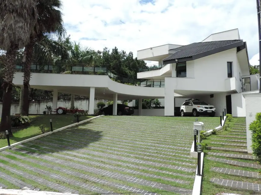Foto 2 de Casa com 4 quartos à venda e para alugar, 900m2 em Alphaville, Santana De Parnaiba - SP