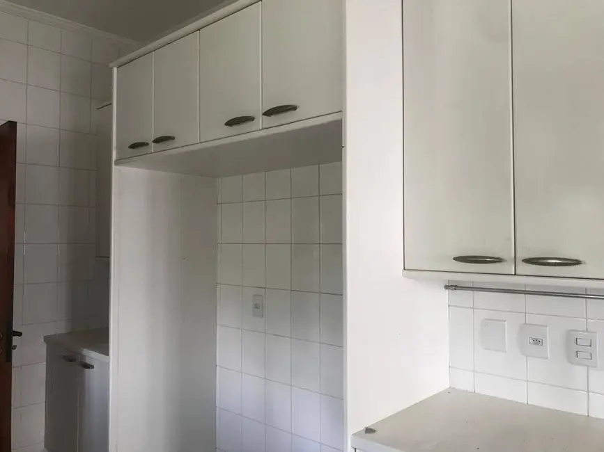 Casa com 4 quartos à venda, 448m2 em Barueri - SP - imagem 8 Foto 8 de Casa com 4 quartos à venda, 448m2 em Barueri - SP
