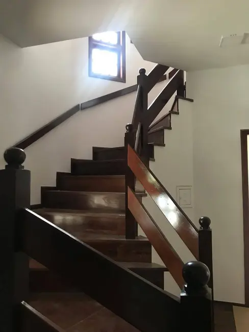 Casa com 4 quartos à venda, 448m2 em Barueri - SP - imagem 5 Foto 5 de Casa com 4 quartos à venda, 448m2 em Barueri - SP