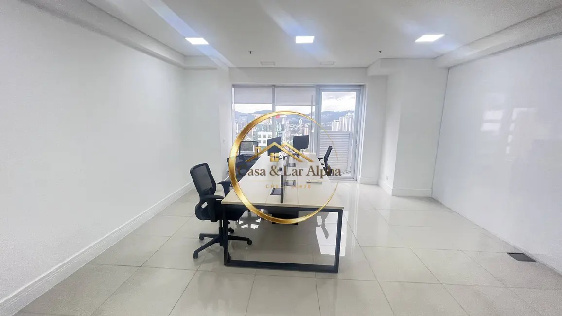 Sala Comercial à venda e para alugar, 80m2 em Barueri - SP - imagem 2 Foto 2 de Sala Comercial à venda e para alugar, 80m2 em Barueri - SP