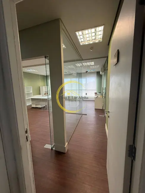 Sala Comercial à venda, 53m2 em Sítio Tamboré Alphaville, Barueri - SP - imagem 3 Foto 3 de Sala Comercial à venda, 53m2 em Sítio Tamboré Alphaville, Barueri - SP