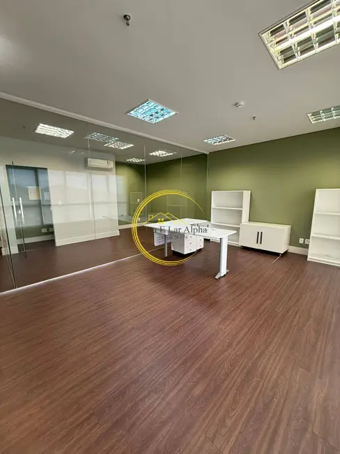 Sala Comercial à venda, 53m2 em Sítio Tamboré Alphaville, Barueri - SP - imagem 1 Foto 1 de Sala Comercial à venda, 53m2 em Sítio Tamboré Alphaville, Barueri - SP