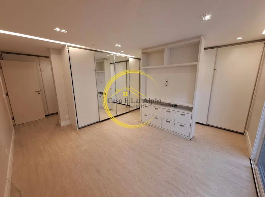 Foto 8 de Casa com 4 quartos para alugar, 330m2 em Barueri - SP