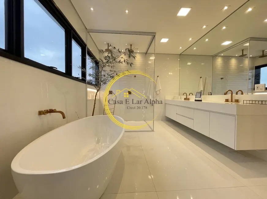 Foto 5 de Casa com 4 quartos para alugar, 495m2 em Cidade Tamboré, Santana De Parnaiba - SP