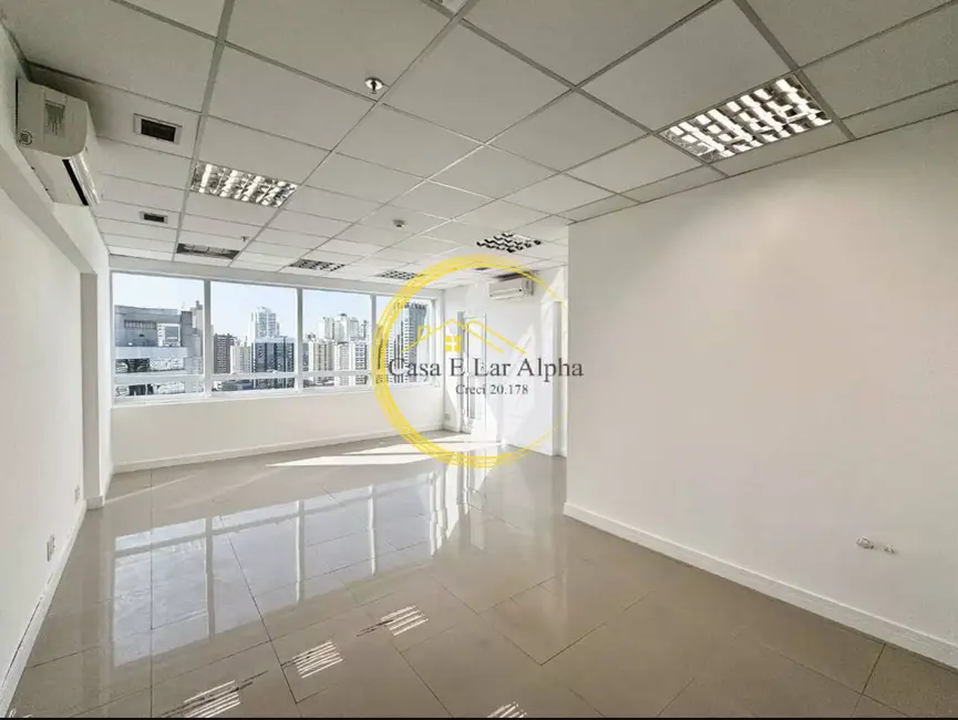 Foto 6 de Sala Comercial à venda e para alugar, 84m2 em Barueri - SP
