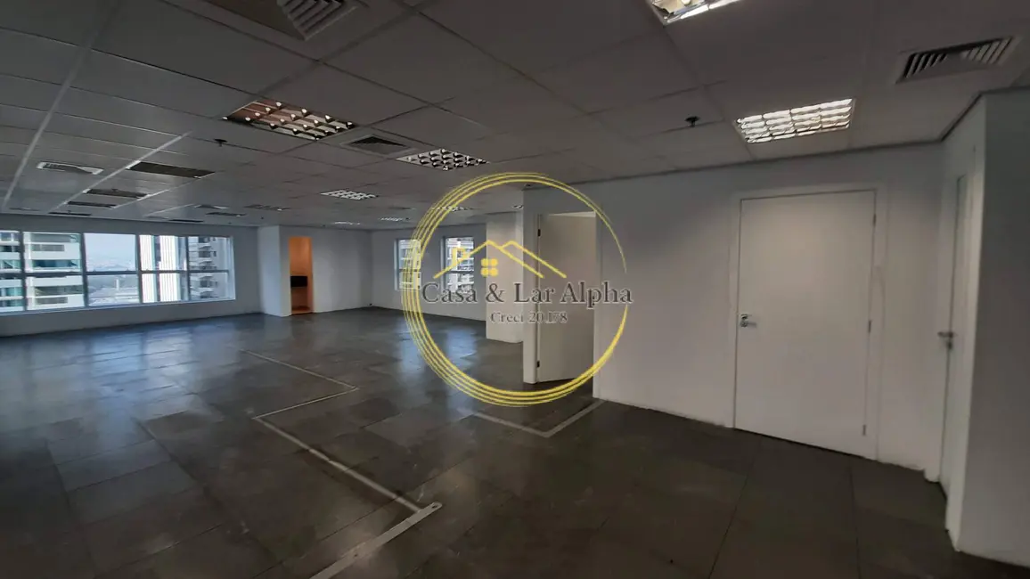 Foto 3 de Sala Comercial à venda, 126m2 em Barueri - SP