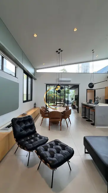 Apartamento com 3 quartos à venda e para alugar, 346m2 em Alphaville, Santana De Parnaiba - SP - imagem 3 Foto 3 de Apartamento com 3 quartos à venda e para alugar, 346m2 em Alphaville, Santana De Parnaiba - SP