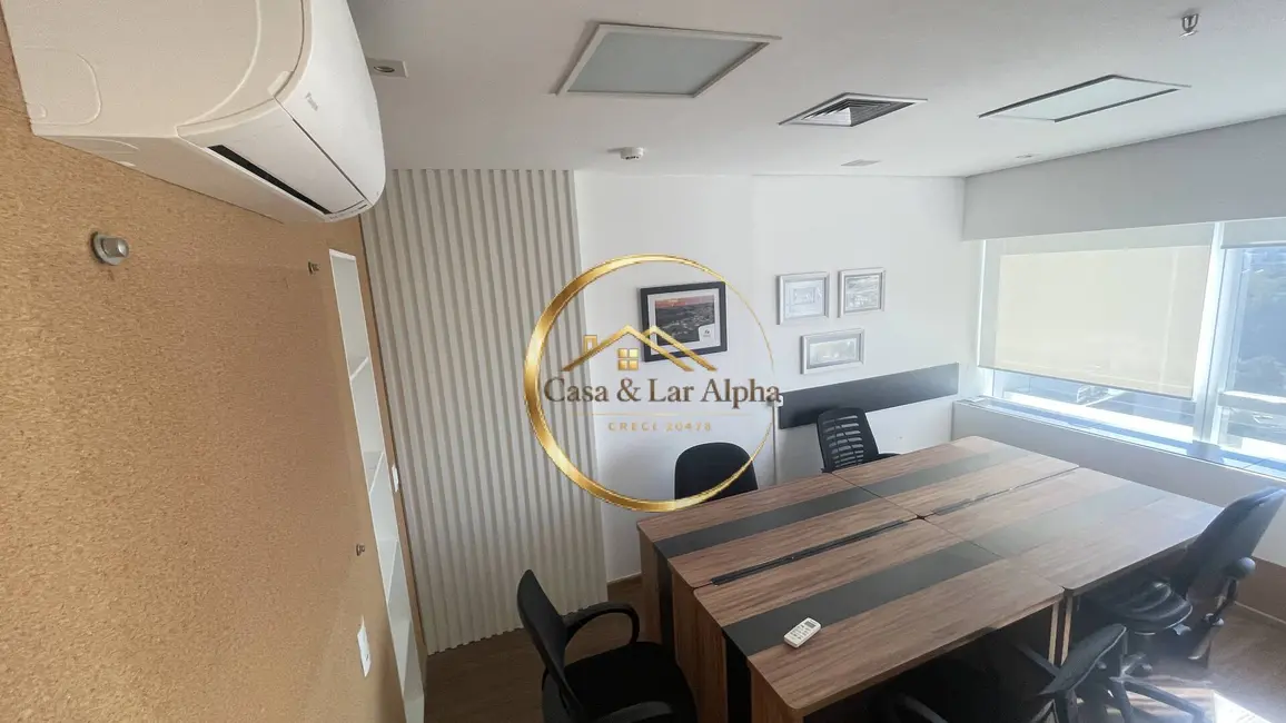 Foto 9 de Sala Comercial para alugar, 55m2 em Green Valley Alphaville, Barueri - SP