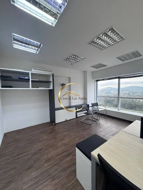 Foto 5 de Sala Comercial para alugar, 100m2 em Green Valley Alphaville, Barueri - SP