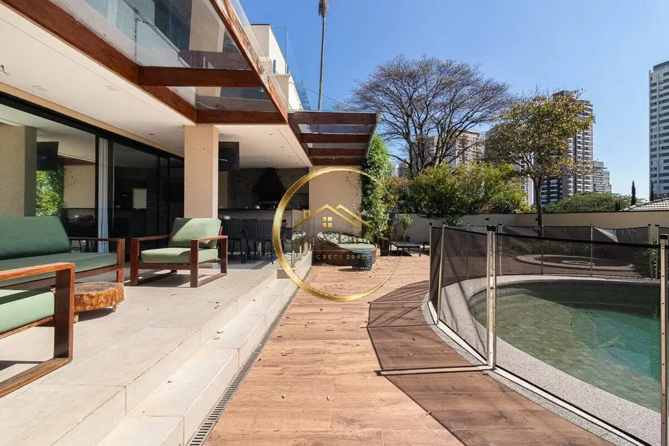 Casa com 4 quartos à venda e para alugar, 550m2 em Barueri - SP - imagem 1 Foto 1 de Casa com 4 quartos à venda e para alugar, 550m2 em Barueri - SP